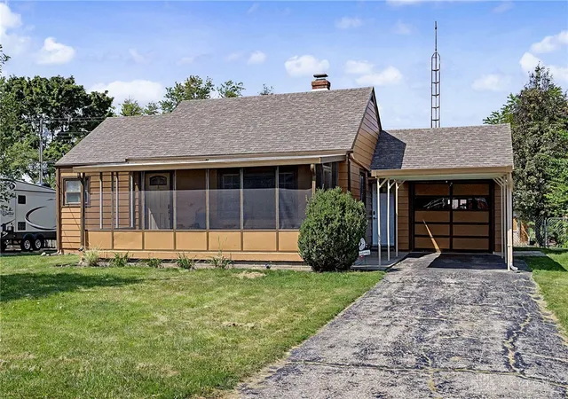 Photo 2 of Single family home for sale at 225 S State St, Verona, OH 45378 | MLS# 969299 | Listing updated on 2026-09-19