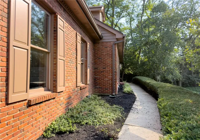 Photo 3 of Single family home for sale at 1974 Scenic Hills, Washington Twp, OH 45459 | MLS# 969288 | Listing updated on 2026-09-27