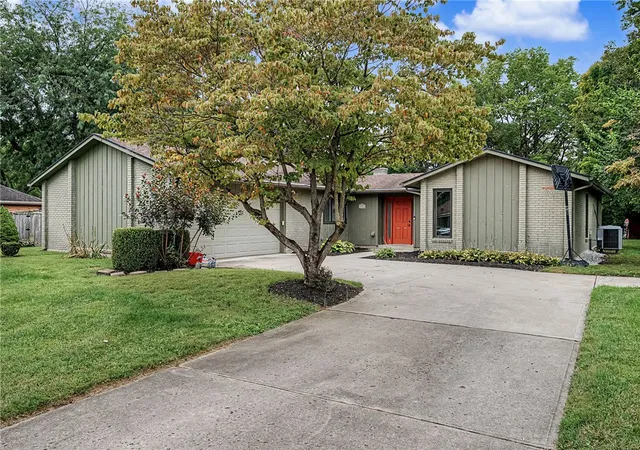 Photo 1 of Single family home for sale at 2180 Woodstock Ct, Troy, OH 45373 | MLS# 969337 | Listing updated on 2026-10-01