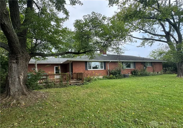 Photo 2 of Single family home for sale at 11794 S Wolf Crk Pike, Brookville, OH 45309 | MLS# 969342 | Listing updated on 2026-09-22