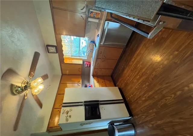 Photo 4 of Single family home for sale at 11794 S Wolf Crk Pike, Brookville, OH 45309 | MLS# 969342 | Listing updated on 2026-09-22