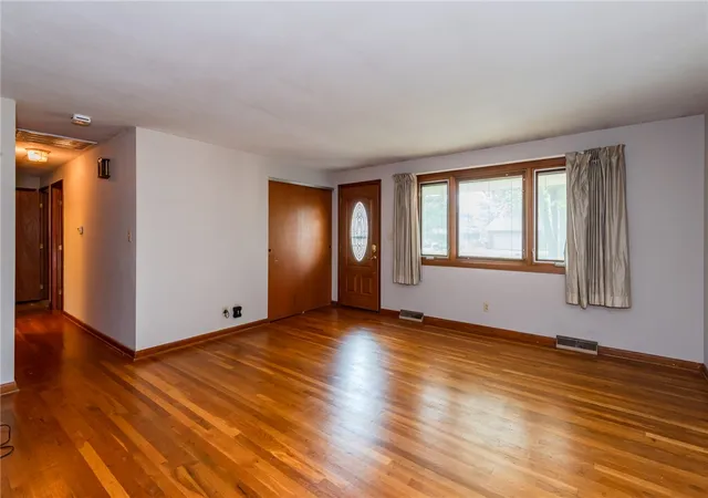 Photo 3 of Single family home for sale at 7163 Frederick Garland Rd, Englewood, OH 45322 | MLS# 969319 | Listing updated on 2026-09-23