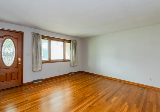 Photo 4 of Single family home for sale at 7163 Frederick Garland Rd, Englewood, OH 45322 | MLS# 969319 | Listing updated on 2026-09-23