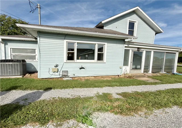 Photo 2 of Single family home for sale at 113 Dugan St, St Paris, OH 43072 | MLS# 969206 | Listing updated on 2026-09-27