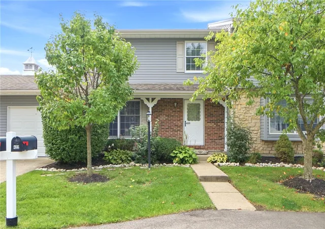 Condo for sale at 420 Gwinnett Cmns, Dayton, OH 45459 | MLS# 969318