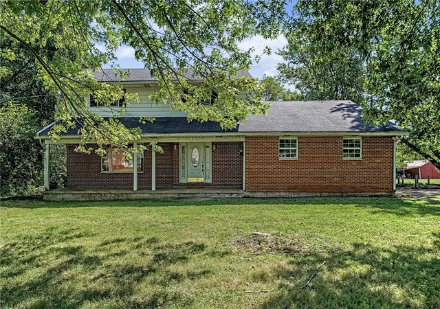 Photo 3 of Single family home for sale at 5706 Red Lion 5 Points Rd, Springboro, OH 45066 | MLS# 969346 | Listing updated on 2026-09-27