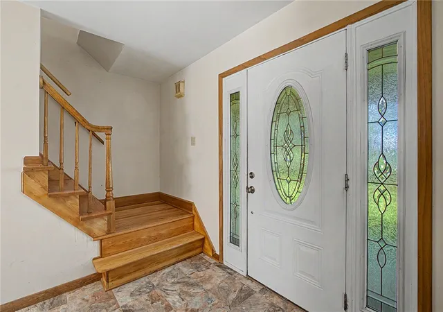 Photo 4 of Single family home for sale at 5706 Red Lion 5 Points Rd, Springboro, OH 45066 | MLS# 969346 | Listing updated on 2026-09-27