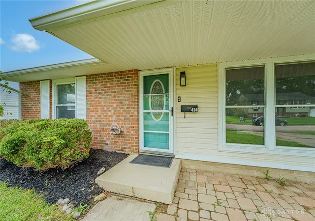 Photo 4 of Sale Pending at 424 Gregory Ct, Lebanon, OH 45036 | MLS# 969403 | Listing updated on 2026-09-24