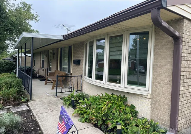 Photo 3 of Single family home for sale at 7721 Shalamar Dr, Dayton, OH 45424 | MLS# 969417 | Listing updated on 2026-09-24