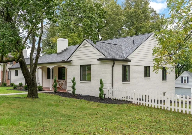 Photo 1 of Single family home for sale at 674 Garden Rd, Oakwood, OH 45419 | MLS# 969210 | Listing updated on 2026-09-28