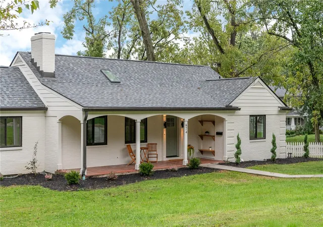Photo 3 of Single family home for sale at 674 Garden Rd, Oakwood, OH 45419 | MLS# 969210 | Listing updated on 2026-09-28