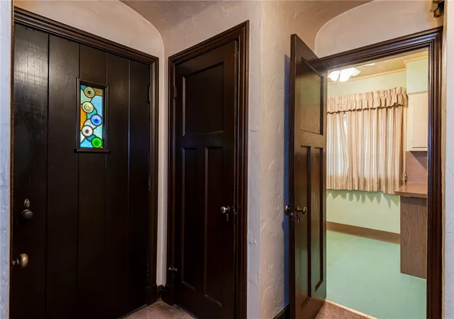 Photo 3 of Single family home for sale at 212 Beverly, Oakwood, OH 45419 | MLS# 969439 | Listing updated on 2026-09-25