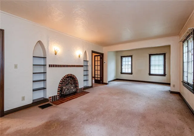 Photo 4 of Single family home for sale at 212 Beverly, Oakwood, OH 45419 | MLS# 969439 | Listing updated on 2026-09-25