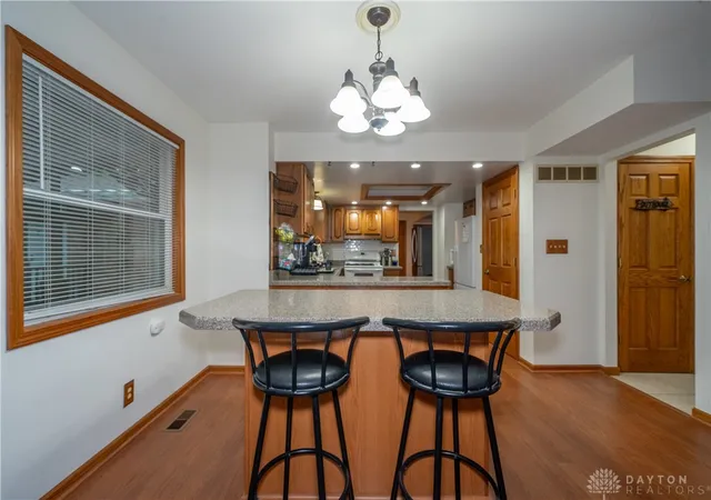 Photo 3 of Single family home for sale at 1874 Willowgreen Dr, Beavercreek, OH 45432 | MLS# 969426 | Listing updated on 2026-09-22
