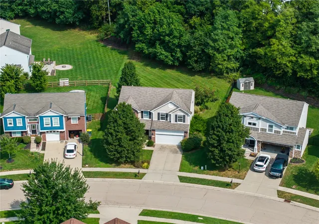 Photo 2 of Single family home for sale at 230 Bailey Ln, Springboro, OH 45066 | MLS# 968582 | Listing updated on 2026-10-03