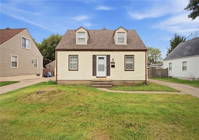 Photo 2 of Single family home for sale at 2019 E Bataan Dr, Dayton, OH 45420 | MLS# 969466 | Listing updated on 2026-09-24