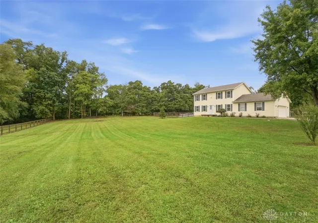 Photo 3 of Single family home for sale at 6265 Middleboro Rd, Blanchester, OH 45107 | MLS# 969469 | Listing updated on 2026-09-23