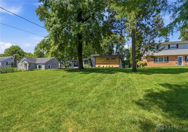 Photo 4 of Single family home for sale at 518 Kensington St, Middletown, OH 45044 | MLS# 969470 | Listing updated on 2026-09-22