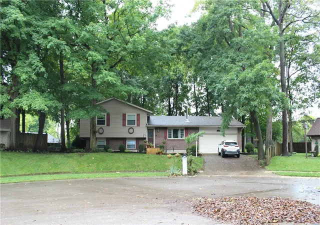 Photo 1 of Single family home for sale at 16 Kiowa Ct, Tipp City, OH 45371 | MLS# 969360 | Listing updated on 2026-09-25