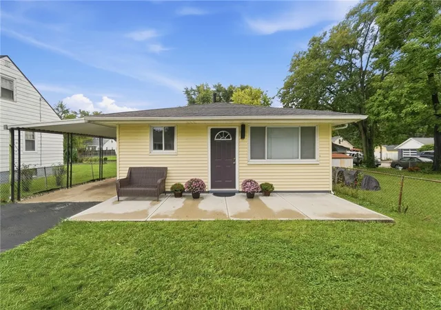 Photo 1 of Single family home for sale at 2204 Gipsy Dr, Dayton, OH 45414 | MLS# 969463 | Listing updated on 2026-09-30