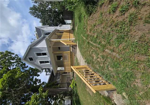 Photo 1 of Single family home for sale at 32 S Florence St, Springfield, OH 45505 | MLS# 969502 | Listing updated on 2026-09-22