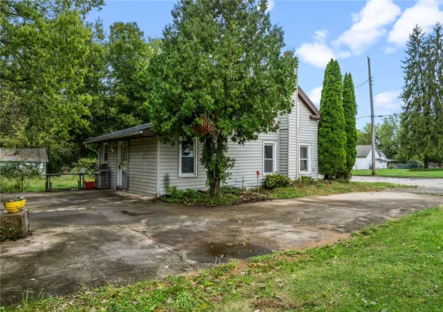 Photo 3 of Single family home for sale at 149 Main St, Harveysburg, OH 45032 | MLS# 969416 | Listing updated on 2026-09-24