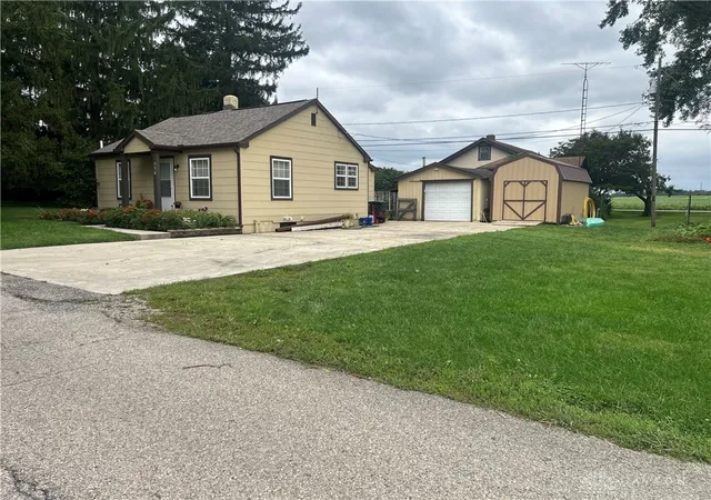 Photo 3 of Sale Pending at 336 Sycamore Rd, Medway, OH 45341 | MLS# 969444 | Listing updated on 2026-09-24