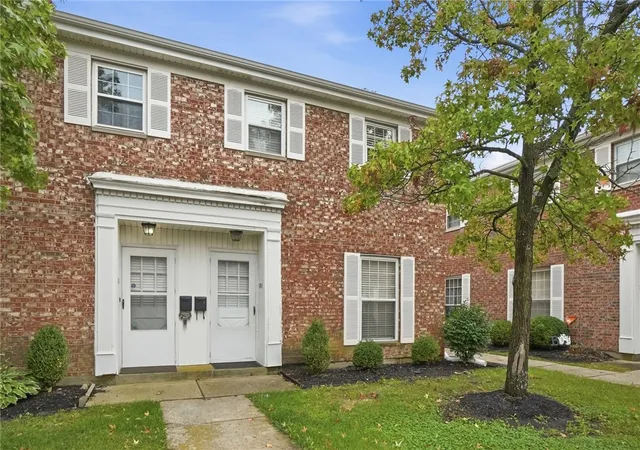 Condo for sale at 791 Clareridge Ln, Dayton, OH 45458 | MLS# 969418