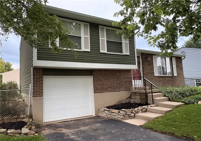 Photo 1 of Single family home for sale at 734 W Martindale Rd, Englewood, OH 45322 | MLS# 967580 | Listing updated on 2026-10-06