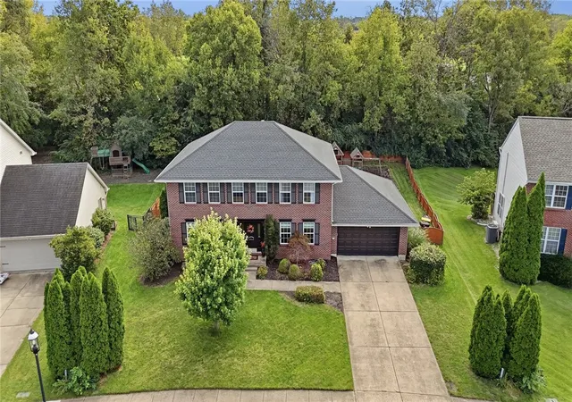 Photo 1 of Single family home for sale at 41 W Waterbury Dr, Springboro, OH 45066 | MLS# 969493 | Listing updated on 2026-10-30