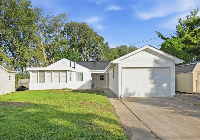 Single family home for sale at 3725 Clearview Ave, Moraine, OH 45439 | MLS# 970135