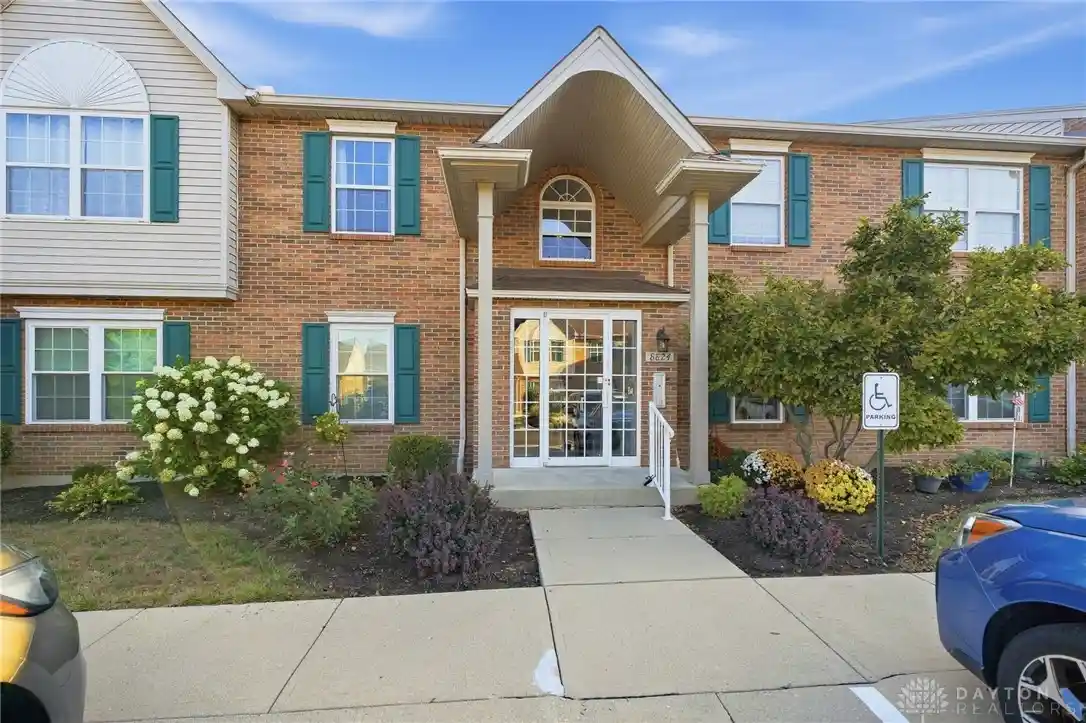 Listing Photo 1 - Condo for sale in 8824 Carrousel Park Cir located at 8824 Carrousel Park Cir, Cincinnati, OH 45251 - Unit #59