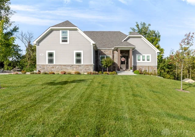 Photo 1 of Sale Pending at 6971 Breckenwood Dr, Dayton, OH 45424 | MLS# 969852 | Listing updated on 2026-10-20