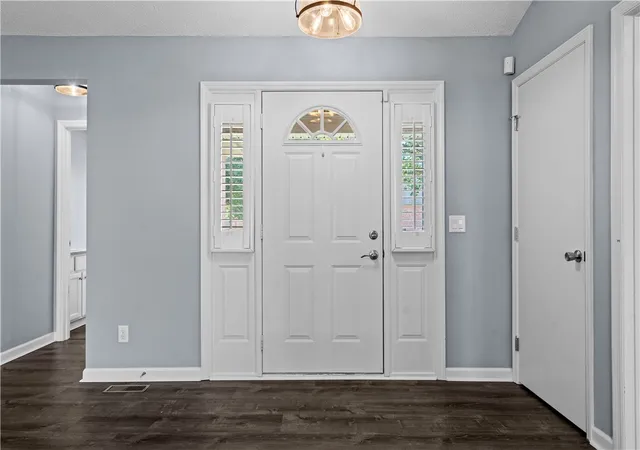 Photo 3 of Single family home for sale at 1180 Stephanie Dr #5, Hamilton, OH 45013 | MLS# 970671 | Listing updated on 2026-10-21