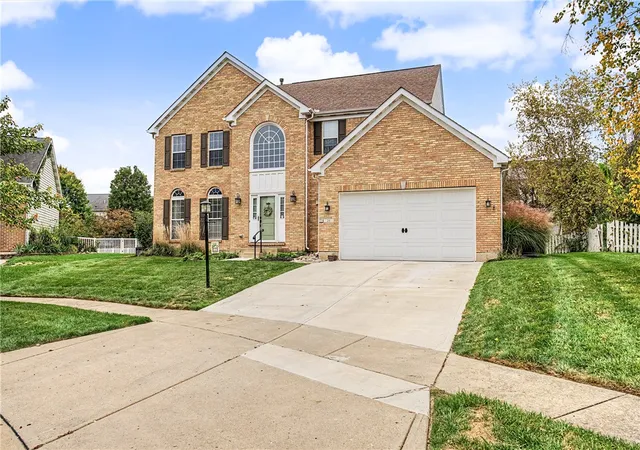 Photo 1 of Single family home for sale at 21 Meadows Dr, Springboro, OH 45066 | MLS# 970862 | Listing updated on 2026-10-21