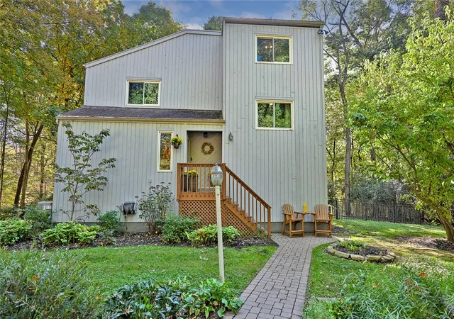 Photo 1 of Single family home for sale at 3920 Feedwire Rd, Dayton, OH 45440 | MLS# 971152 | Listing updated on 2026-10-21