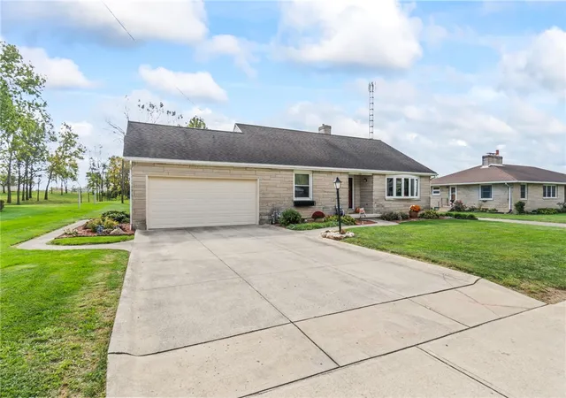 Photo 2 of Sale Pending at 570 W Ward St, Versailles, OH 45380 | MLS# 971125 | Listing updated on 2026-10-21