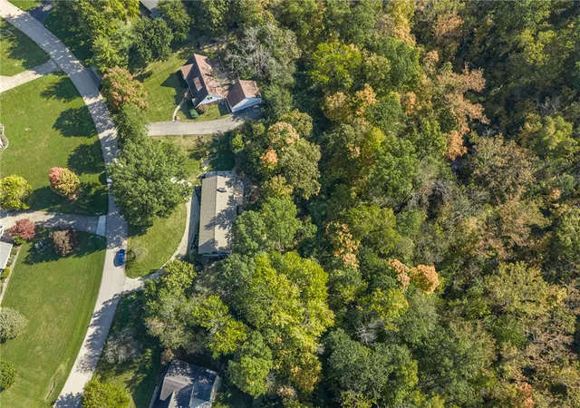 Photo 3 of Sale Pending at 4680 Sebald Dr, Franklin, OH 45005 | MLS# 971214 | Listing updated on 2026-10-20