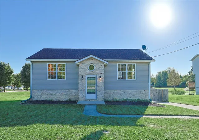 Single family home for sale at 5400 Hester Rd, Oxford, OH 45056 | MLS# 971249