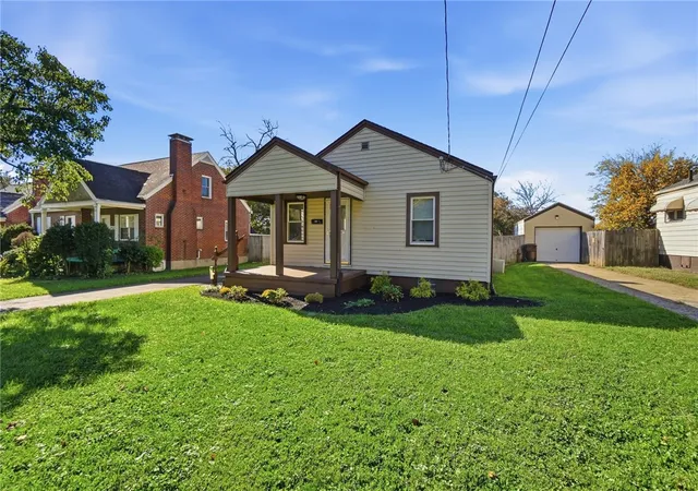 Photo 2 of Sale Pending at 1500 Carolina St, Middletown, OH 45044 | MLS# 971252 | Listing updated on 2026-10-21