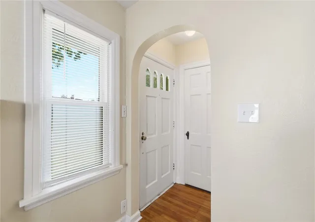 Photo 4 of Sale Pending at 2841 Kenview Ave, Dayton, OH 45420 | MLS# 971286 | Listing updated on 2026-10-21