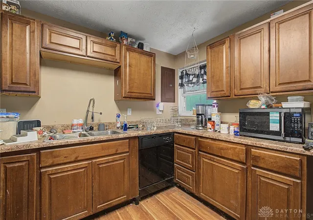 Photo 2 of Sale Pending at 4900 Powell Rd, Dayton, OH 45424 | MLS# 971117 | Listing updated on 2026-10-21