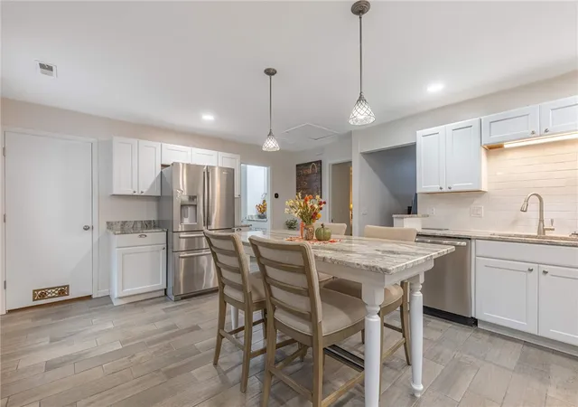 Condo for sale at 802 Pine Needles Dr, Dayton, OH 45458 | MLS# 971079