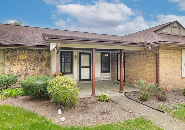 Photo 3 of Condo for sale at 802 Pine Needles Dr, Dayton, OH 45458 | MLS# 971079 | Listing updated on 2026-10-21
