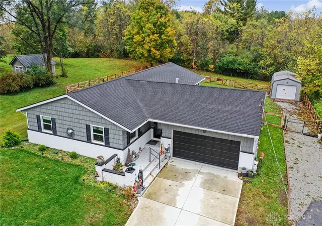 Single family home for sale at 4989 Willow Dale Rd, Springfield, OH 45502 | MLS# 971408