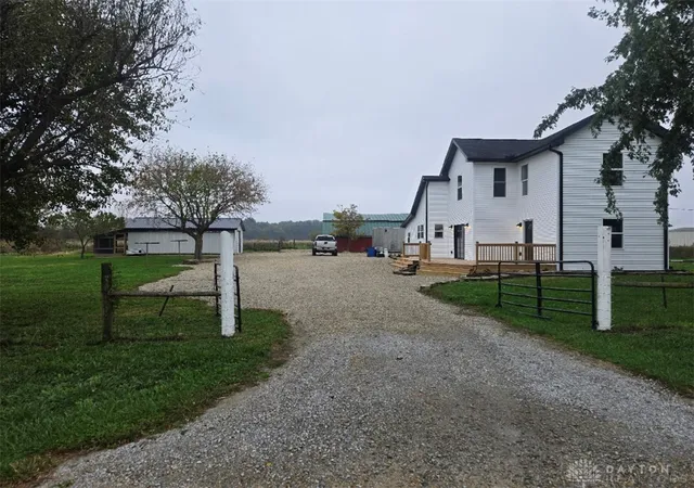 Photo 2 of Single family home for sale at 2561 Hollansburg Richmond Rd, Hollansburg, OH 45332 | MLS# 971425 | Listing updated on 2026-10-21