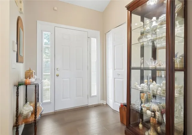 Photo 4 of Single family home for sale at 958 Raintree Ln, Maineville, OH 45039 | MLS# 971452 | Listing updated on 2026-10-20