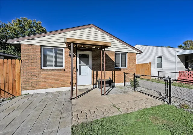 Photo 4 of Single family home for sale at 4709 Wire Dr, Dayton, OH 45414 | MLS# 971557 | Listing updated on 2026-10-28