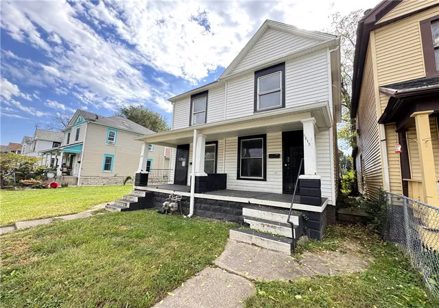 Photo 3 of House for sale at 1512-1514 Mclain St, Dayton, OH 45403 | MLS# 971577 | Listing updated on 2026-10-20