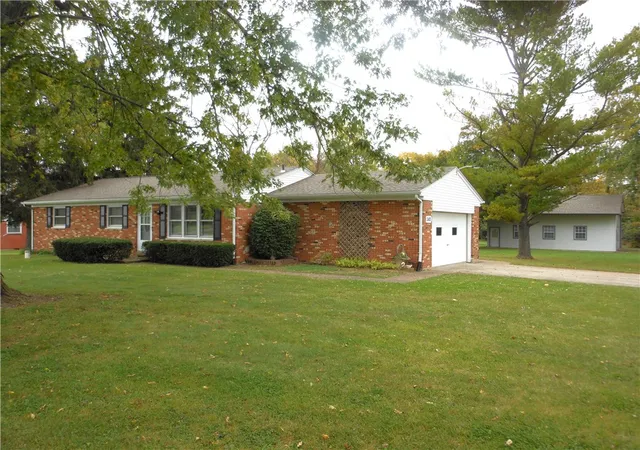 Single family home for sale at 3183 S Elleman Rd, Ludlow Falls, OH 45339 | MLS# 971387